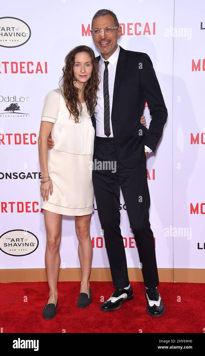 Everything You Need To Know About Emilie Livingston, Jeff Goldblum's Wife Everything You Need To Know About Emilie Livingston, Jeff Goldblum's Wife