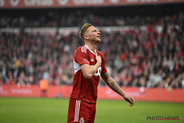 Ex-Ajax Speler Haalt Hard Uit Naar Club: Ex-Ajax Speler Haalt Hard Uit Naar Club: