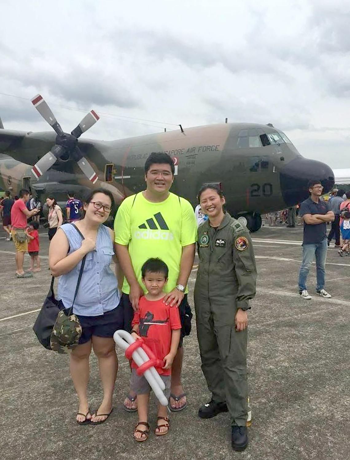 Ex-SIA Flight Attendant's Success Story: Achieving The Dream Of Becoming A Pilot Ex-SIA Flight Attendant's Success Story: Achieving The Dream Of Becoming A Pilot
