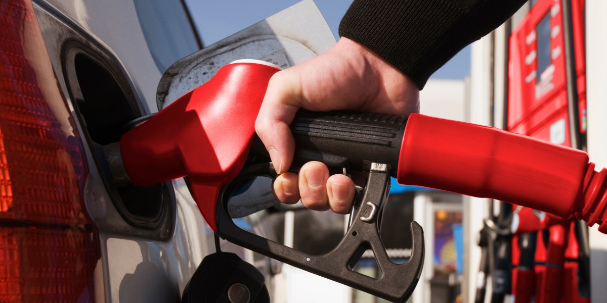 Expect Low Gas Prices This Memorial Day Weekend Expect Low Gas Prices This Memorial Day Weekend