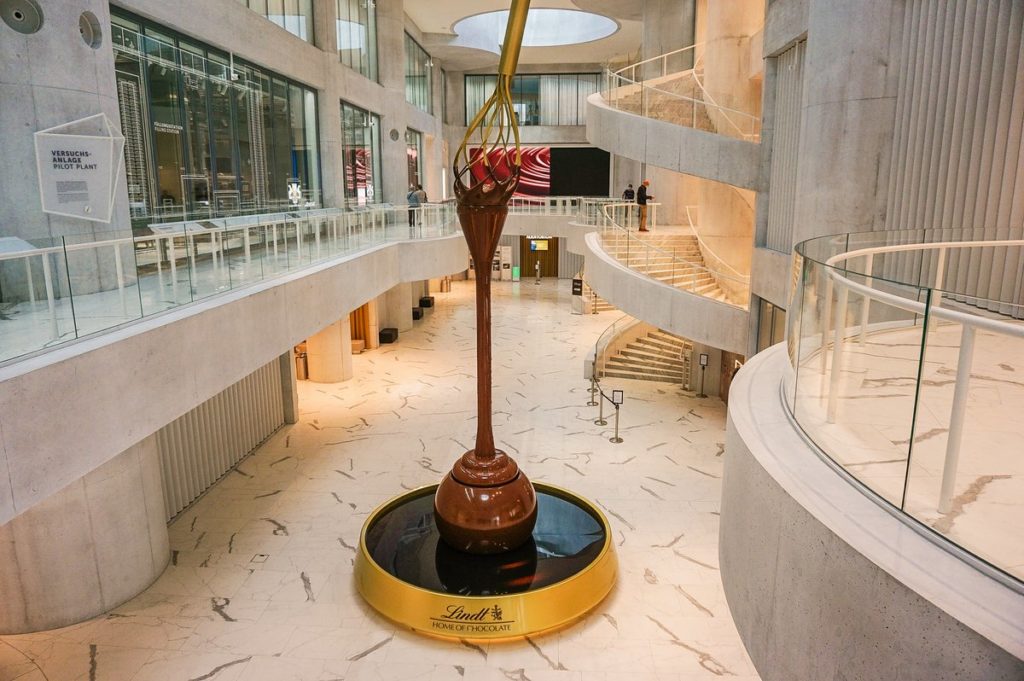 Experience Chocolate Heaven: Lindt's Grand Opening In Central London Experience Chocolate Heaven: Lindt's Grand Opening In Central London