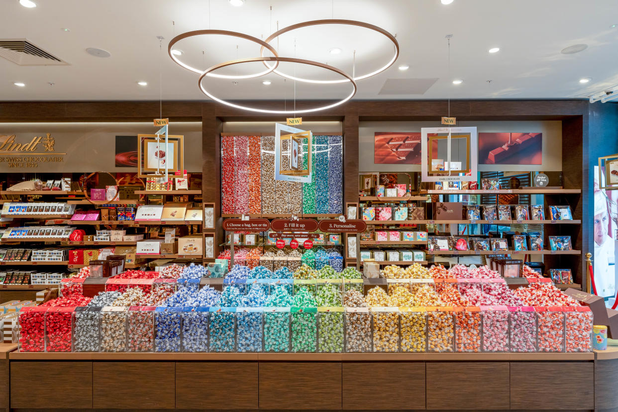 Experience Chocolate Luxury: Lindt Opens In Central London Experience Chocolate Luxury: Lindt Opens In Central London