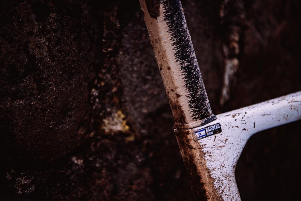 Exploring Gravel Tech Innovations: Paris-Roubaix 2025's Top Bike Tech Exploring Gravel Tech Innovations: Paris-Roubaix 2025's Top Bike Tech
