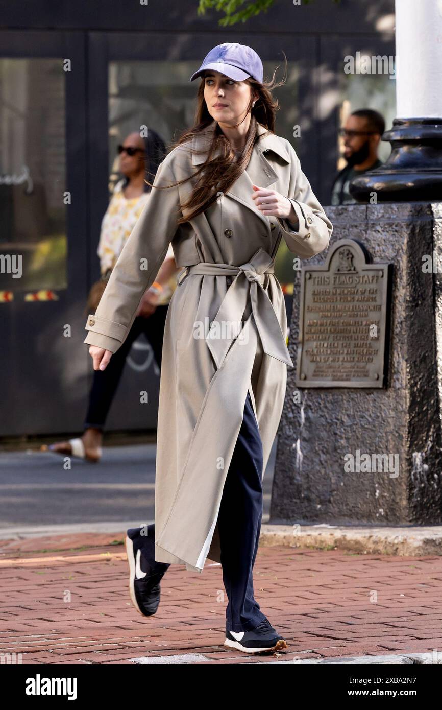 Family Support For Dakota Johnson's New Film, 