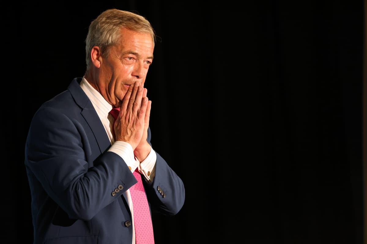 Farage Beats Starmer In UK PM Preference Polls Across 50%+ Constituencies Farage Beats Starmer In UK PM Preference Polls Across 50%+ Constituencies