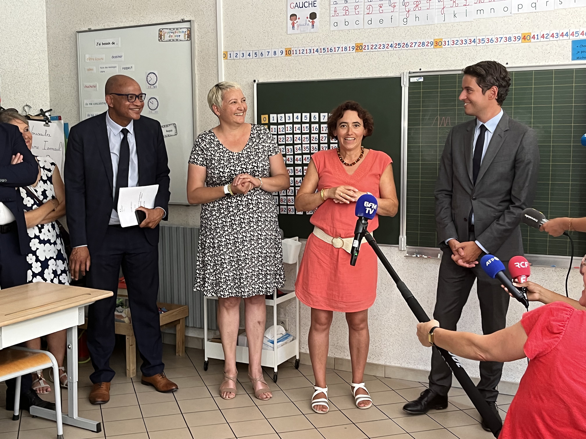 Feu À La Médiathèque Champollion De Dijon : Bilan Et Conséquences Feu À La Médiathèque Champollion De Dijon : Bilan Et Conséquences