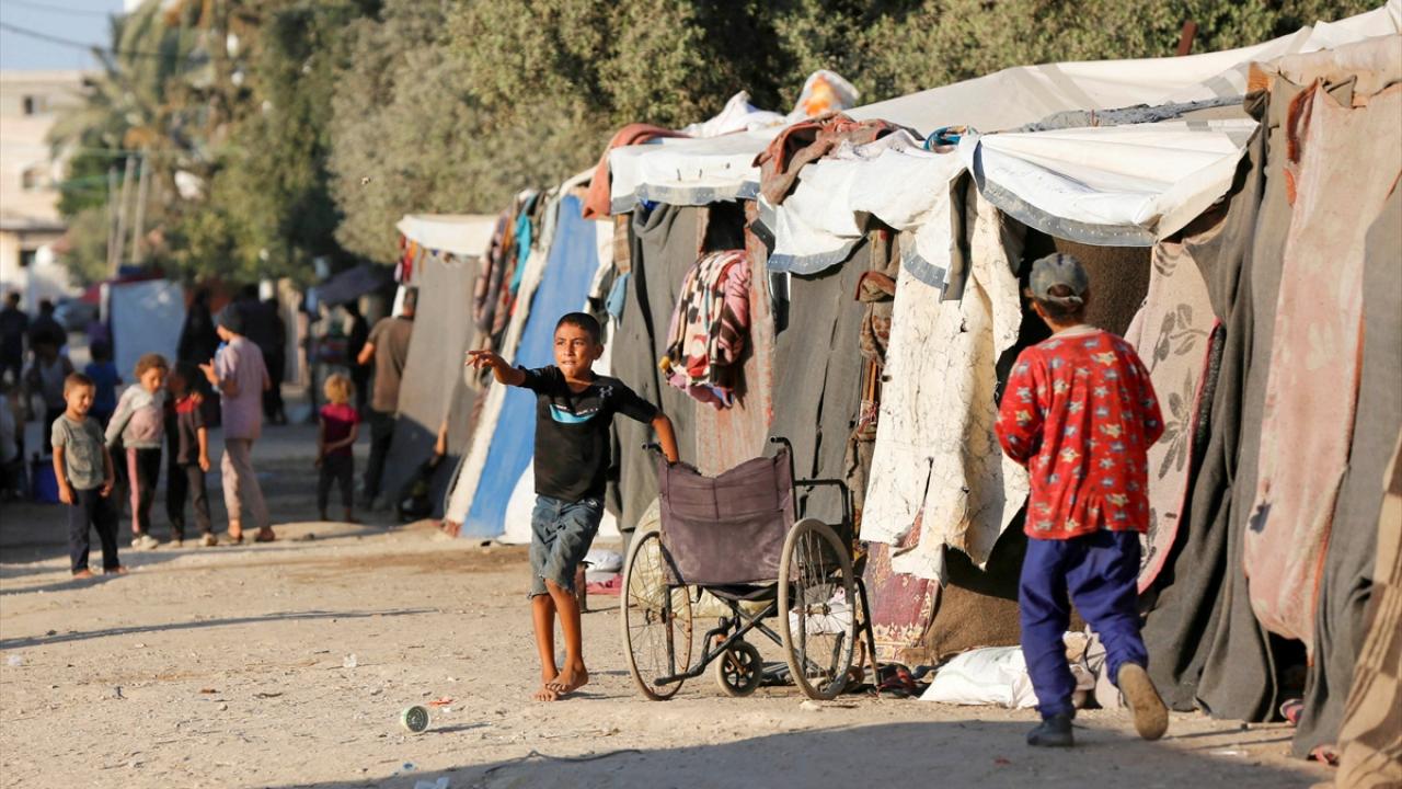 Filistinli Mülteciler: Gazze'deki Zorlu Yaşam Koşulları Filistinli Mülteciler: Gazze'deki Zorlu Yaşam Koşulları