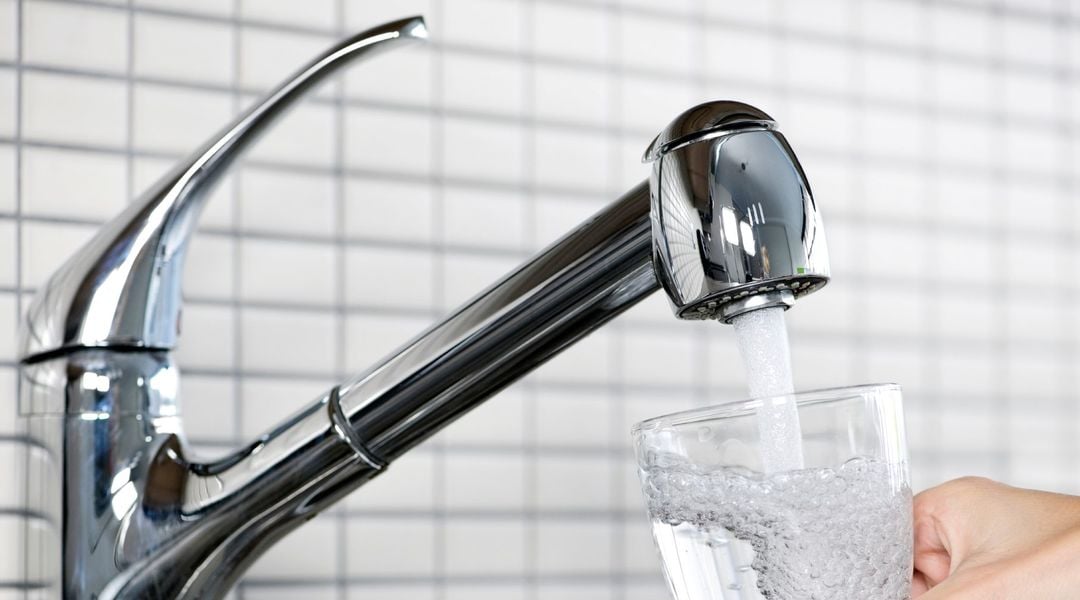 Filtrer L'eau Du Robinet : Guide Complet Sur La Pollution Et Les Solutions