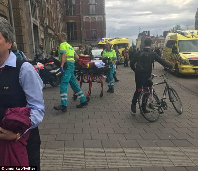 Five Seriously Wounded In Amsterdam Hotel Knife Attack; Police Raid Ensues Five Seriously Wounded In Amsterdam Hotel Knife Attack; Police Raid Ensues