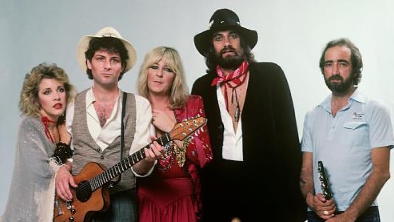 Fleetwood Mac's Rumours: 48 Years Ago, A Broken Band Created A Masterpiece Fleetwood Mac's Rumours: 48 Years Ago, A Broken Band Created A Masterpiece