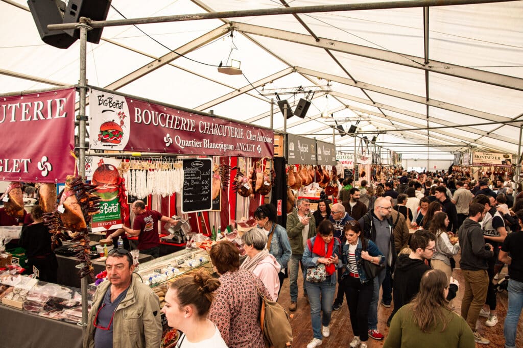 Foire Au Jambon 2025 : Le Maire De Bayonne S'interroge Sur Le Financement Face À L'augmentation Des Coûts. Foire Au Jambon 2025 : Le Maire De Bayonne S'interroge Sur Le Financement Face À L'augmentation Des Coûts.