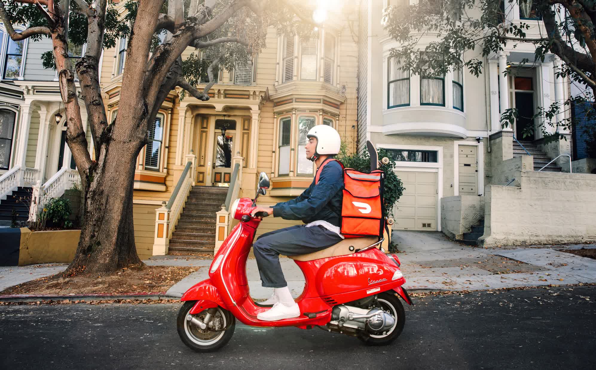 Food Delivery War Heats Up: Uber Files Suit Against DoorDash Food Delivery War Heats Up: Uber Files Suit Against DoorDash