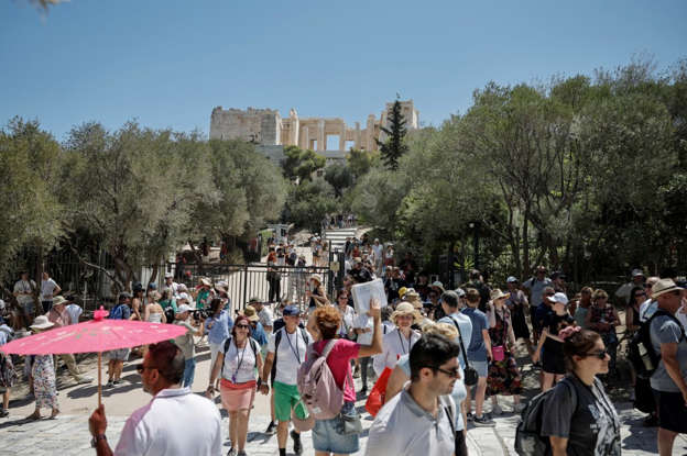 Four Urgent Issues In Greece: Foreign Office Warning For British Tourists Four Urgent Issues In Greece: Foreign Office Warning For British Tourists