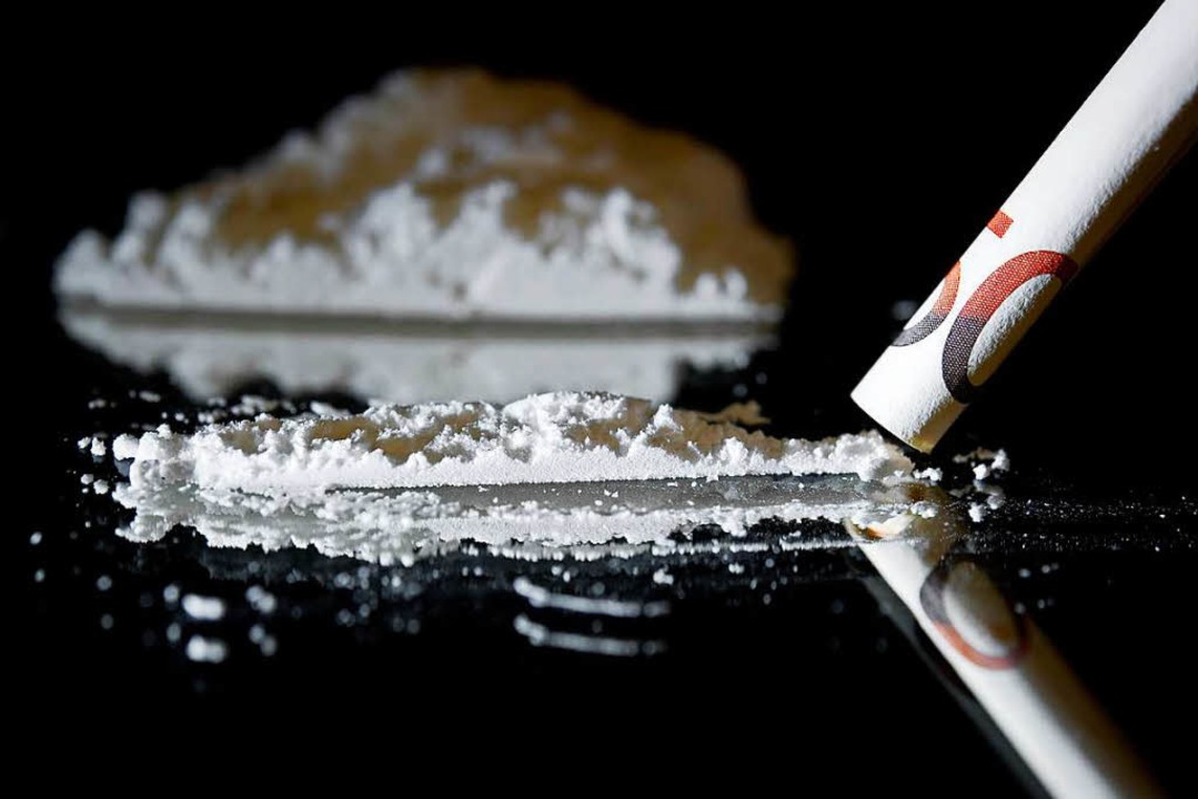 Frau In Bayern Soll Marihuana In Automatenkiosk Verkauft Haben: Ermittlungen Laufen Frau In Bayern Soll Marihuana In Automatenkiosk Verkauft Haben: Ermittlungen Laufen