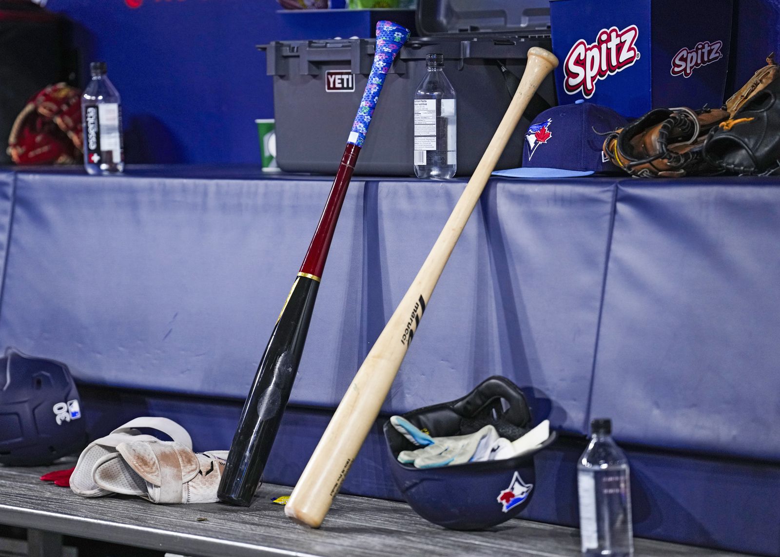 From Torpedo Bat To Game-Tying Double: Max Muncy's Quick Equipment Change From Torpedo Bat To Game-Tying Double: Max Muncy's Quick Equipment Change