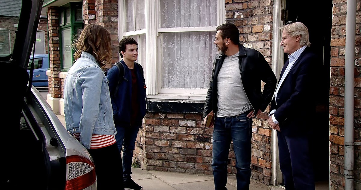From Weatherfield To...? Coronation Street Star's Next Chapter Begins Abroad