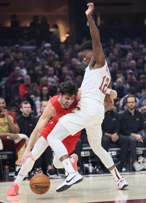 Garland Explodes For 32 As Cavs Edge Blazers In Overtime Thriller Garland Explodes For 32 As Cavs Edge Blazers In Overtime Thriller