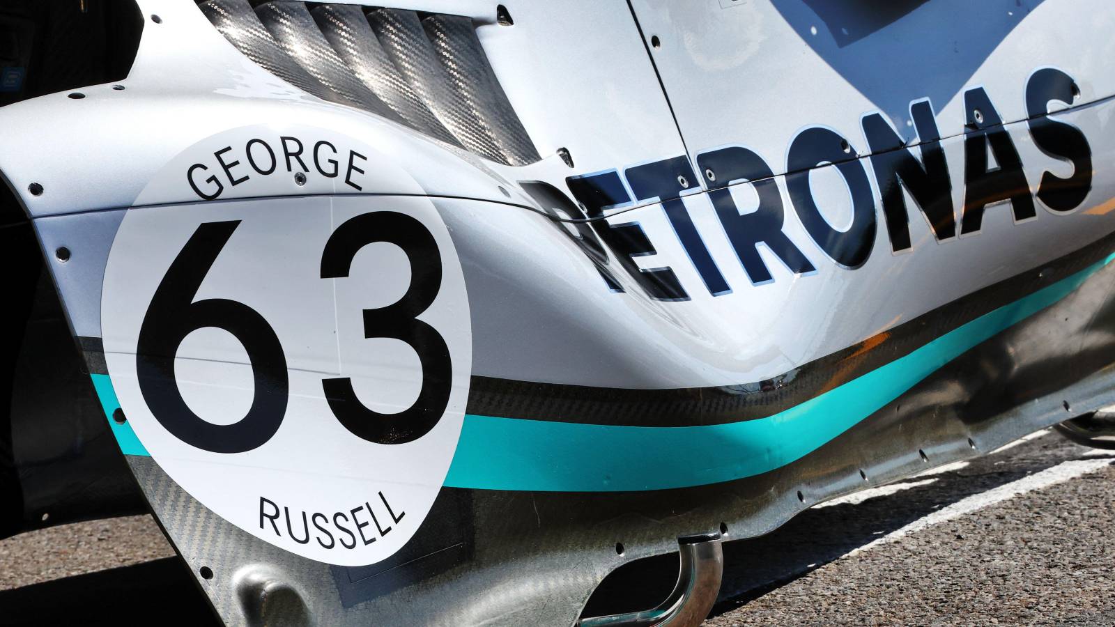 George Russell's Mercedes Future: A Decision Looms George Russell's Mercedes Future: A Decision Looms