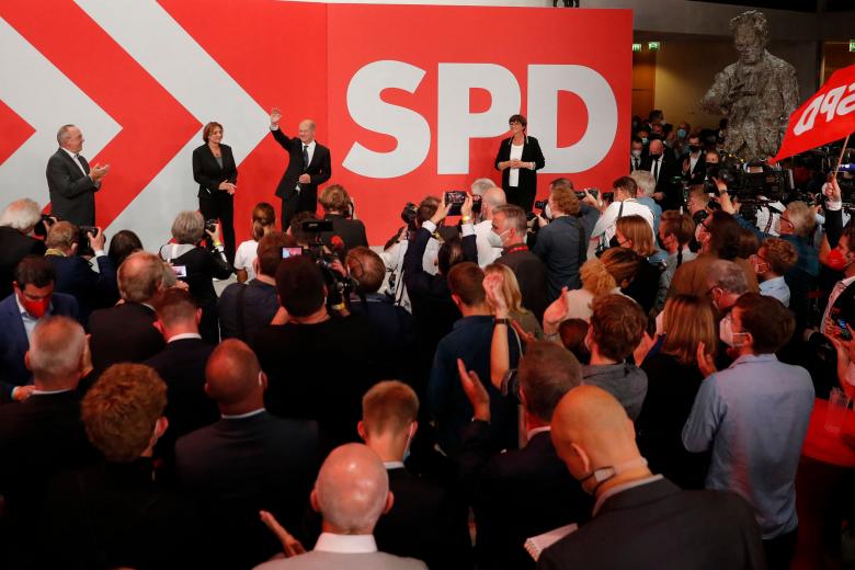 Germany's SPD Races To Secure Coalition Deal Before Party Vote Germany's SPD Races To Secure Coalition Deal Before Party Vote