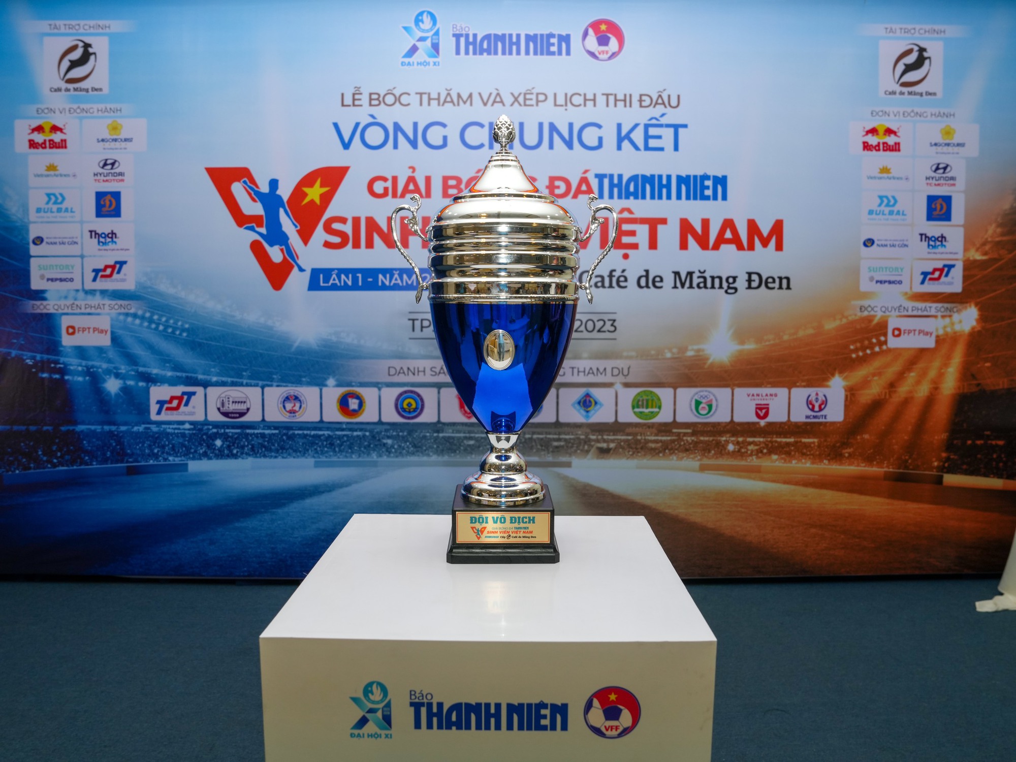 Giải Bóng Đá Thanh Niên Sinh Viên Quốc Tế: Nhà Vô Địch Đầu Tiên Và Hành Trình Đến Vinh Quang