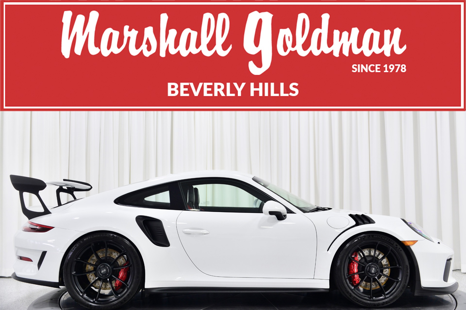 Graham Rahal Showcases Exclusive Porsche 911 GT3 RS 4.0 Performance Graham Rahal Showcases Exclusive Porsche 911 GT3 RS 4.0 Performance