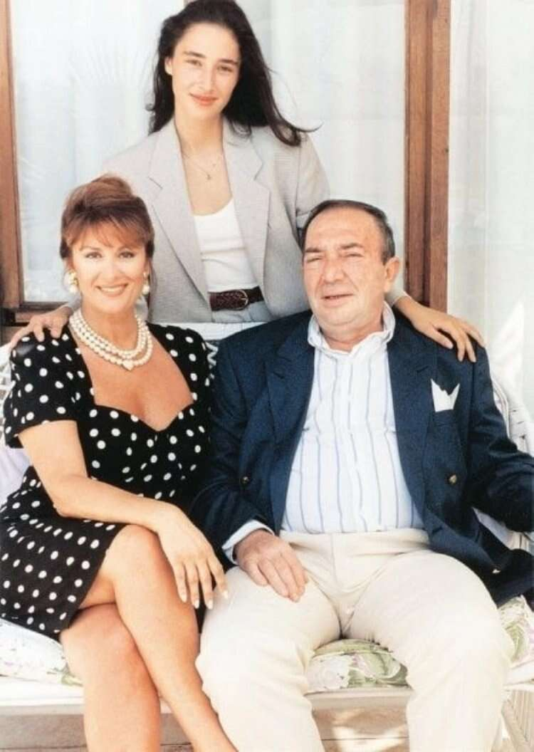 Gülşen Bubikoğlu'nun Duygusal Türker İnanoğlu Paylaşımı Gülşen Bubikoğlu'nun Duygusal Türker İnanoğlu Paylaşımı