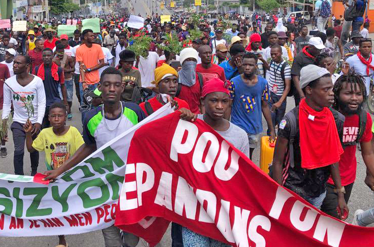 Haiti'deki Siyasi Kriz Ve Sonucu Olarak Yaşanan Protestolar Haiti'deki Siyasi Kriz Ve Sonucu Olarak Yaşanan Protestolar