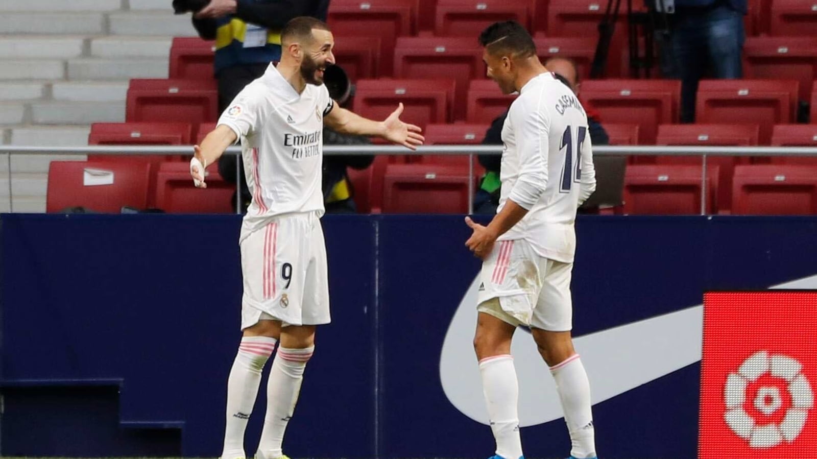 Hakem Taklası Ve Atletico Madrid'in Espanyol'e Karşı Sıkıntılı Maçı Hakem Taklası Ve Atletico Madrid'in Espanyol'e Karşı Sıkıntılı Maçı