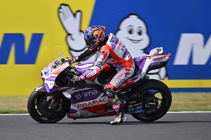 Hasil FP1 MotoGP Inggris: Marquez Tercepat, Motor Mogok Hentikan Aksi Hasil FP1 MotoGP Inggris: Marquez Tercepat, Motor Mogok Hentikan Aksi