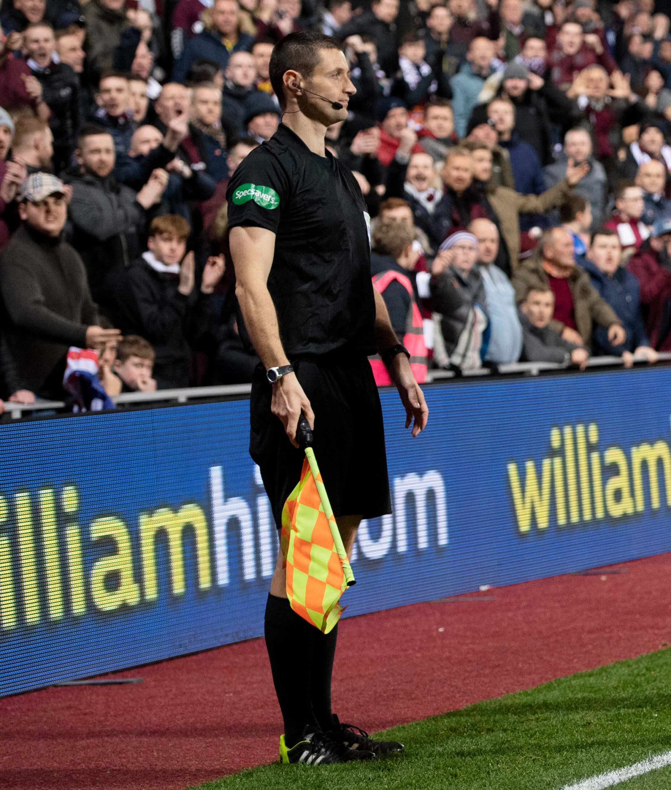 Heitinga's Touchline Behaviour: Analysis Of Bum Pats And Forehead Kisses Heitinga's Touchline Behaviour: Analysis Of Bum Pats And Forehead Kisses