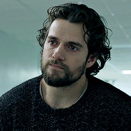 Henry Cavill's Night Hunter: Unexpected Streaming Triumph Henry Cavill's Night Hunter: Unexpected Streaming Triumph