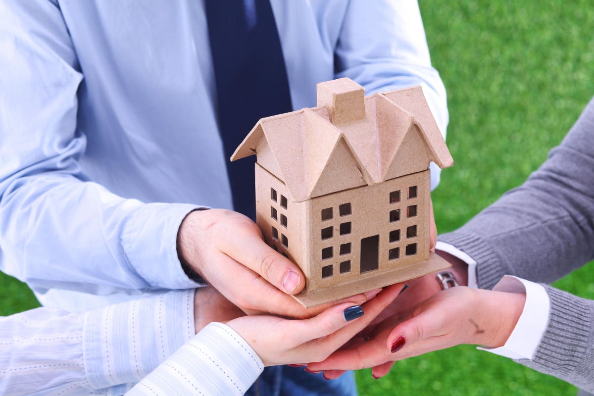 High Down Payments: The Canadian Homeownership Hurdle High Down Payments: The Canadian Homeownership Hurdle