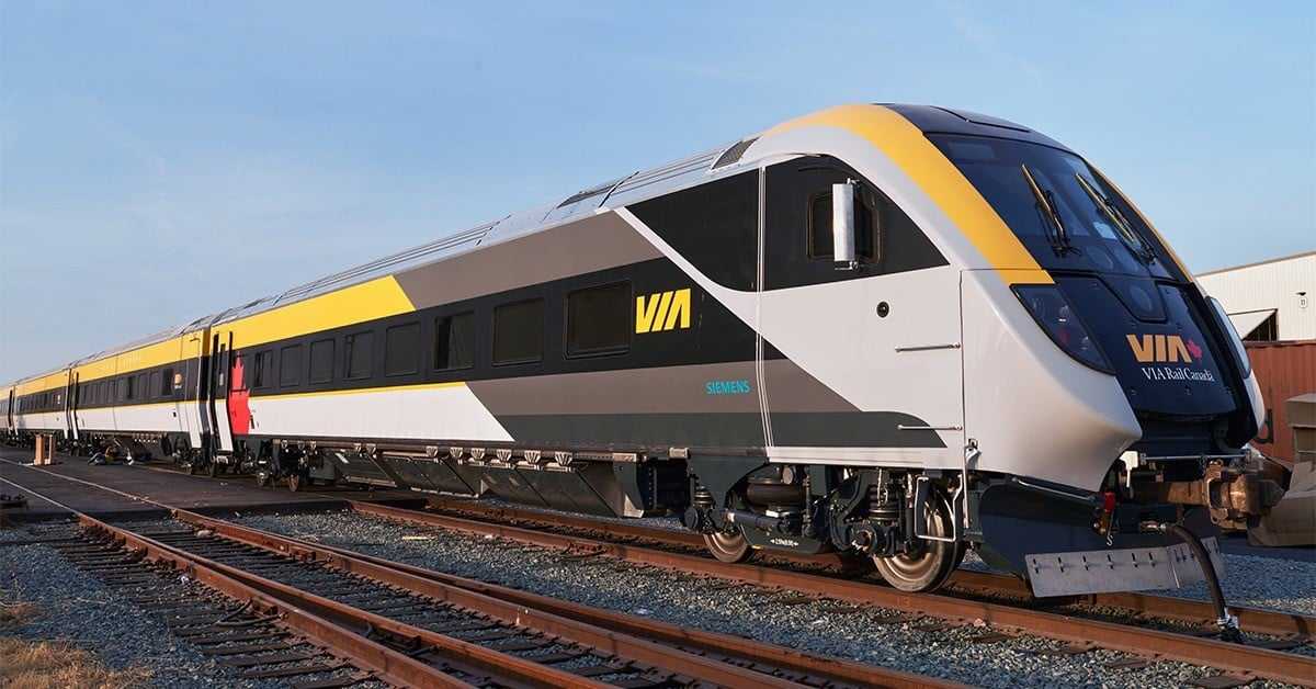 Historic Day For Kashmir: First Train To Arrive Via New Rail Link Historic Day For Kashmir: First Train To Arrive Via New Rail Link