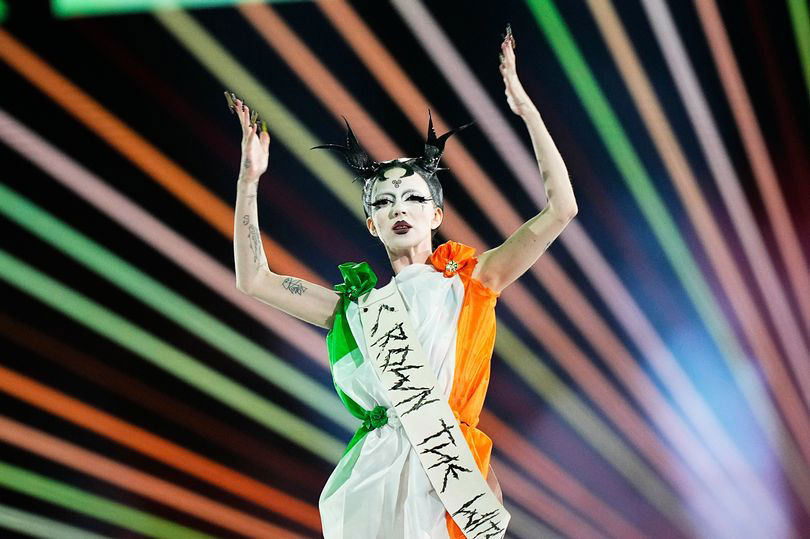 Historic Eurovision Performance: Irishman Sings Armenian Song Historic Eurovision Performance: Irishman Sings Armenian Song