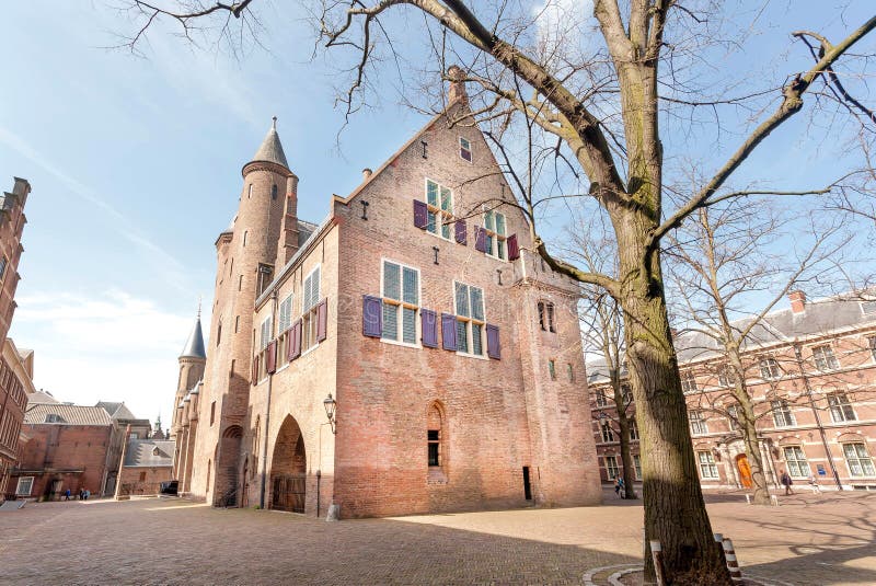 Historical Find: 13th-Century Construction At Binnenhof Historical Find: 13th-Century Construction At Binnenhof