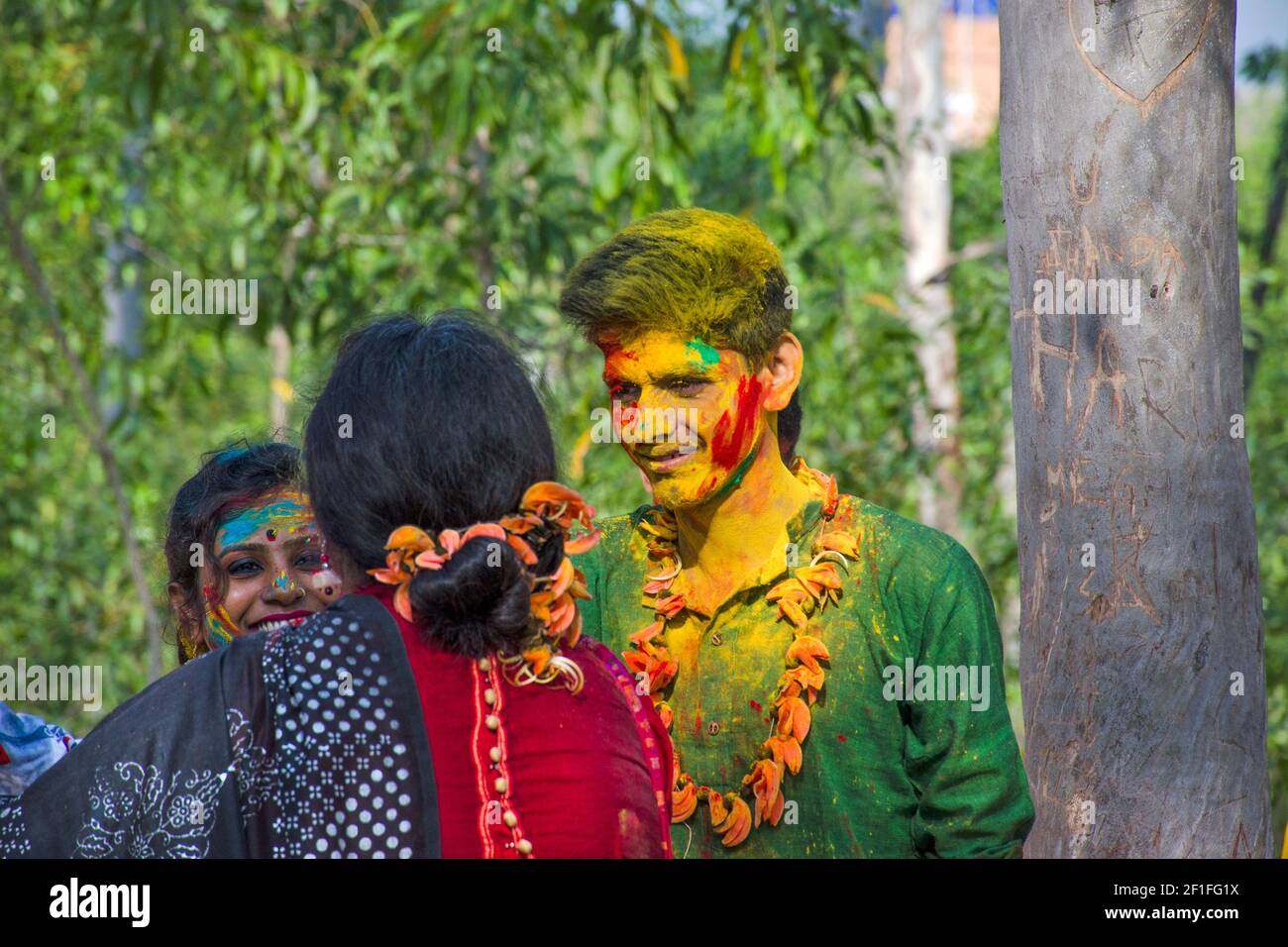 Holi Weather In West Bengal: Expect High Temperatures And Strong Tides, Warns MeT Holi Weather In West Bengal: Expect High Temperatures And Strong Tides, Warns MeT