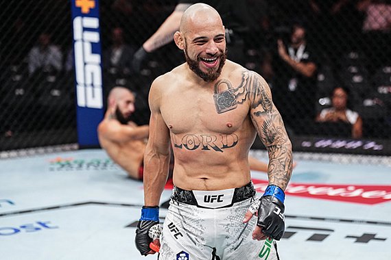 How Jean Silva's Upset Victory Earned Him A UFC Contract How Jean Silva's Upset Victory Earned Him A UFC Contract