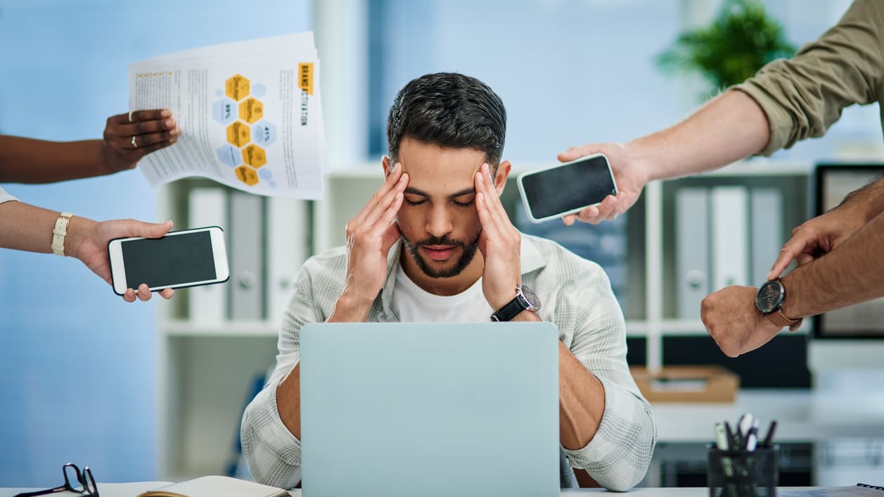 How Middle Managers Drive Company Performance And Employee Satisfaction How Middle Managers Drive Company Performance And Employee Satisfaction