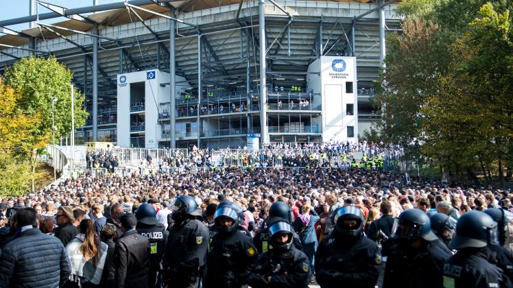 HSV: Aufstieg Und Die Bedeutung Für Hamburg HSV: Aufstieg Und Die Bedeutung Für Hamburg