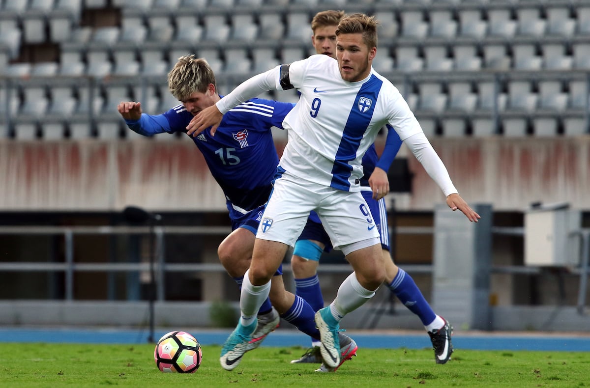 Huuhkajat Saavat Uutta Voimaa: Benjamin Källmanin Merkitys Huuhkajat Saavat Uutta Voimaa: Benjamin Källmanin Merkitys