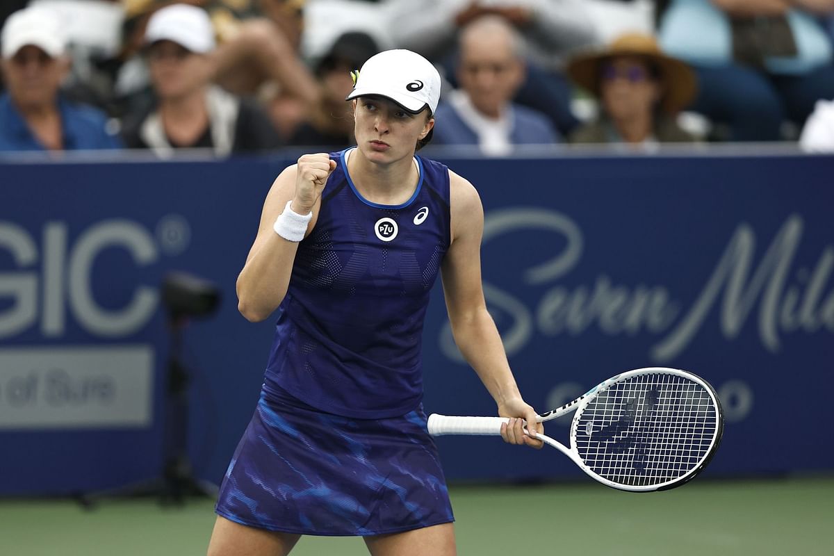 Iga Świątek Wins In Madrid; De Minaur's Straight-Sets Loss Ends Campaign Iga Świątek Wins In Madrid; De Minaur's Straight-Sets Loss Ends Campaign