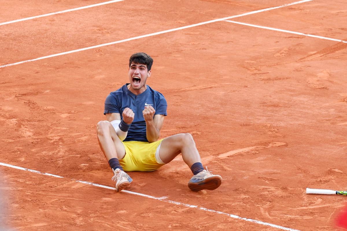 Iga Świątek Wins In Madrid, While Alex De Minaur Suffers Straight-Sets Loss Iga Świątek Wins In Madrid, While Alex De Minaur Suffers Straight-Sets Loss