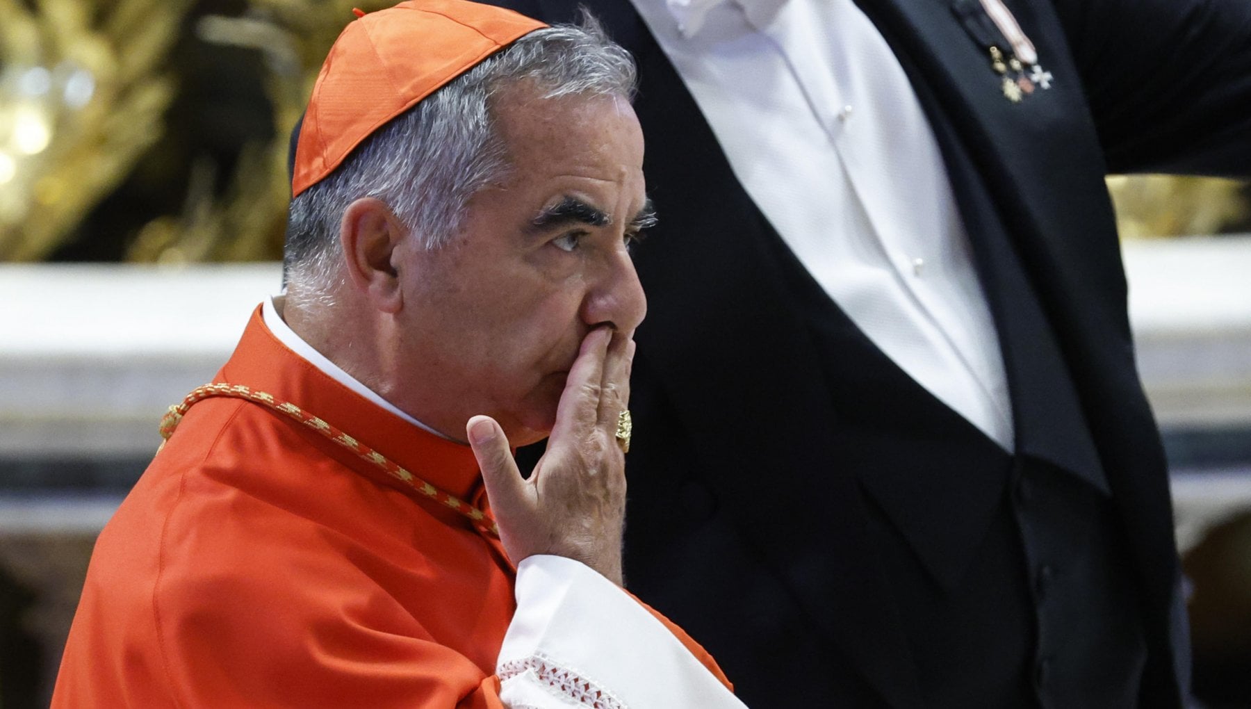 Il Complotto Becciu: Analisi Delle Chat Pubblicate Da Domani