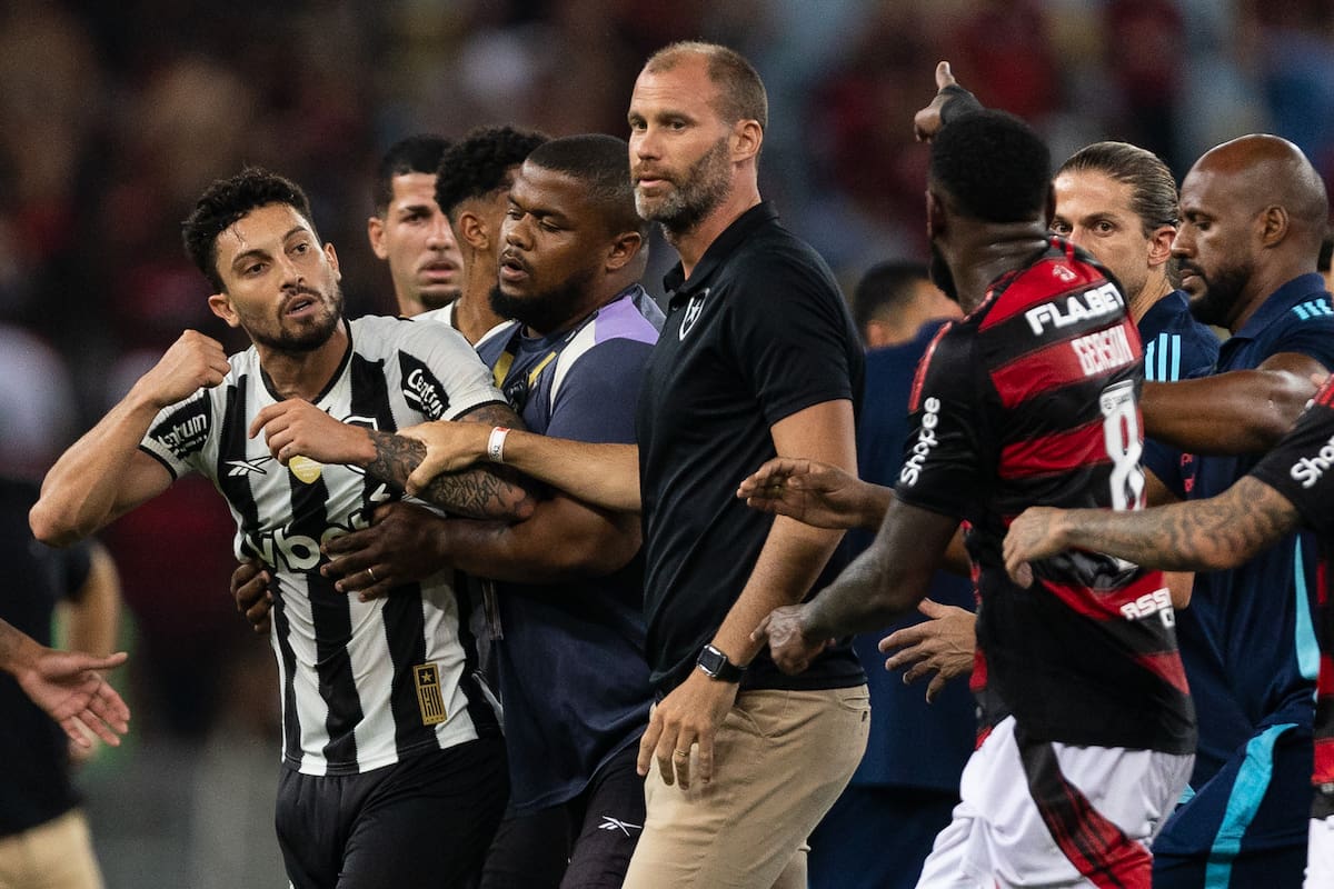 Incidente En El Flamengo Vs Botafogo: Batalla Campal Entre Jugadores Incidente En El Flamengo Vs Botafogo: Batalla Campal Entre Jugadores
