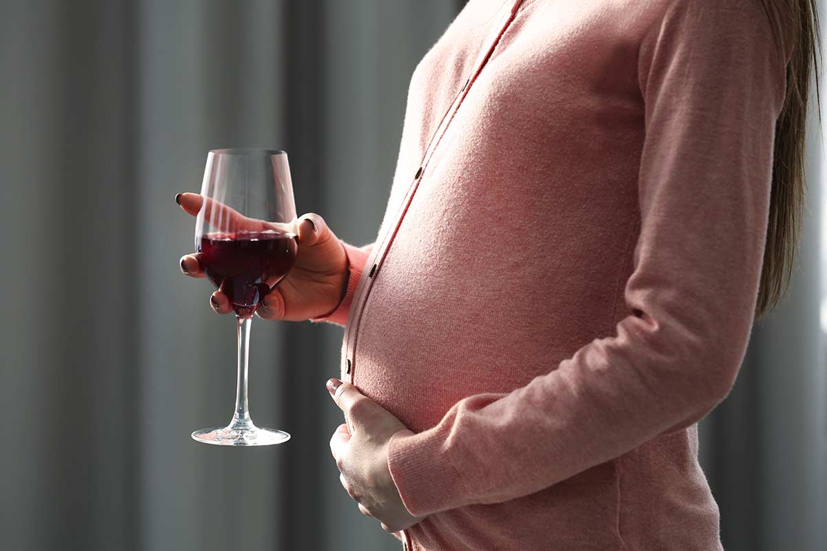 Increased Alcohol Use In Women: Health Risks And Expert Concerns Increased Alcohol Use In Women: Health Risks And Expert Concerns