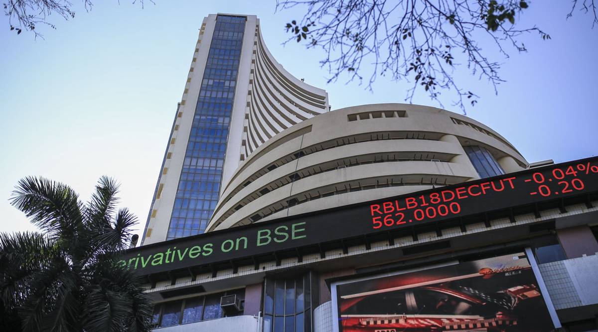 Indian Stock Market LIVE: Sensex Gains, Nifty's Positive Momentum Indian Stock Market LIVE: Sensex Gains, Nifty's Positive Momentum