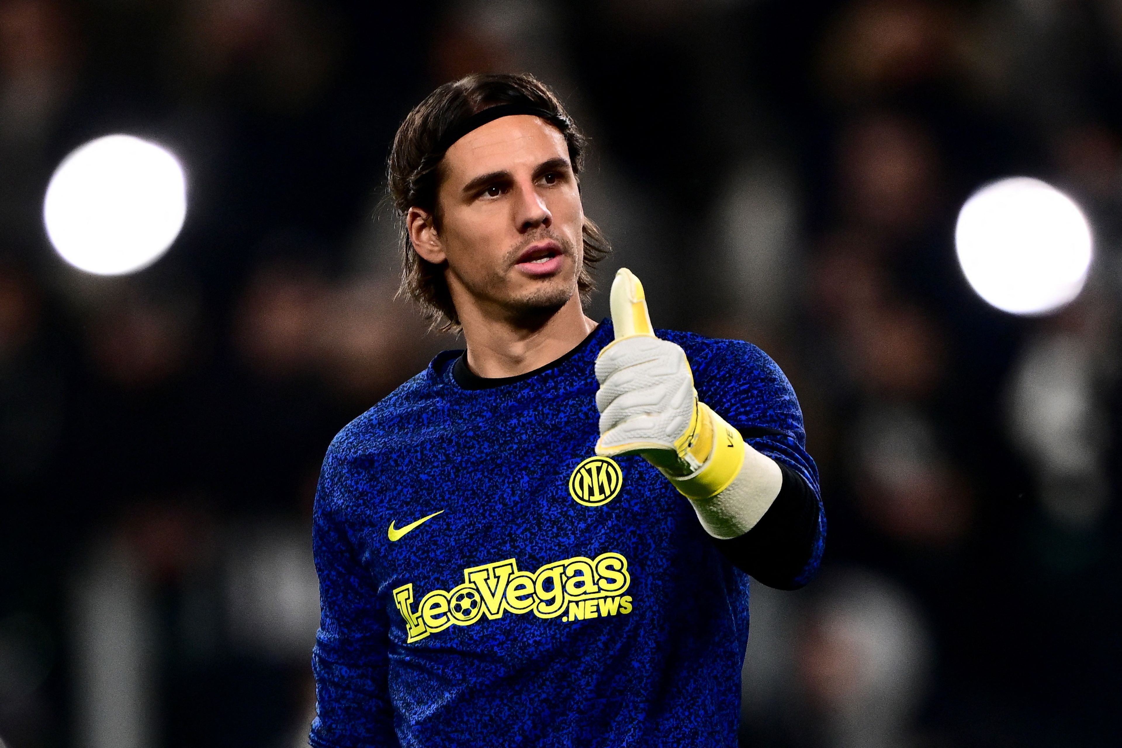 Inter Milan's Yann Sommer Suffers Thumb Injury: Serie A And Champions League Concerns Inter Milan's Yann Sommer Suffers Thumb Injury: Serie A And Champions League Concerns