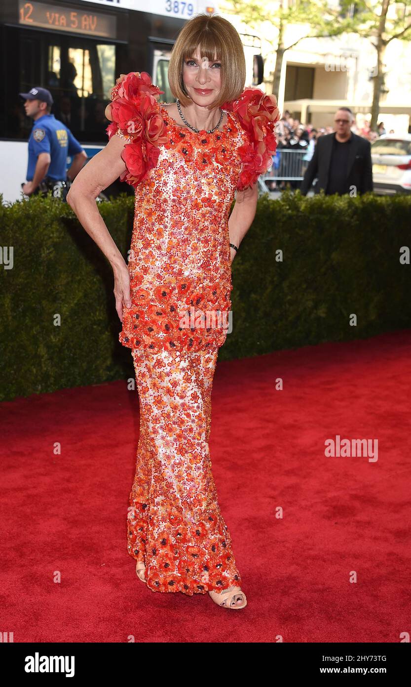 Is Naomi Campbell Banned From The 2025 Met Gala? The Anna Wintour Feud Explained Is Naomi Campbell Banned From The 2025 Met Gala? The Anna Wintour Feud Explained