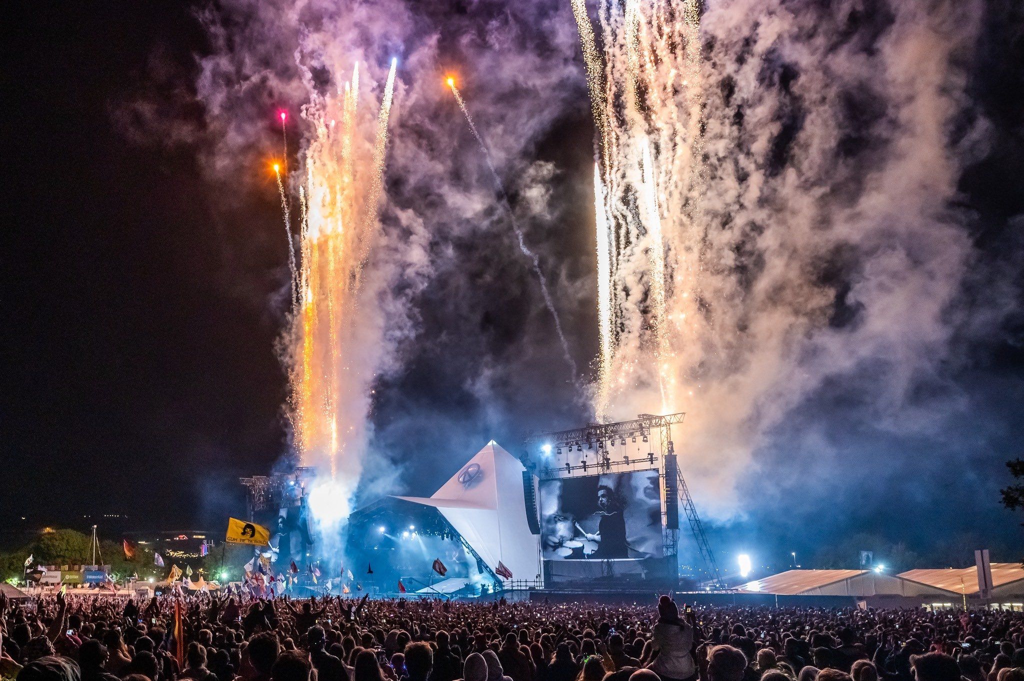 Is The Glastonbury 2025 Lineup A Flop? Fan Reactions Is The Glastonbury 2025 Lineup A Flop? Fan Reactions