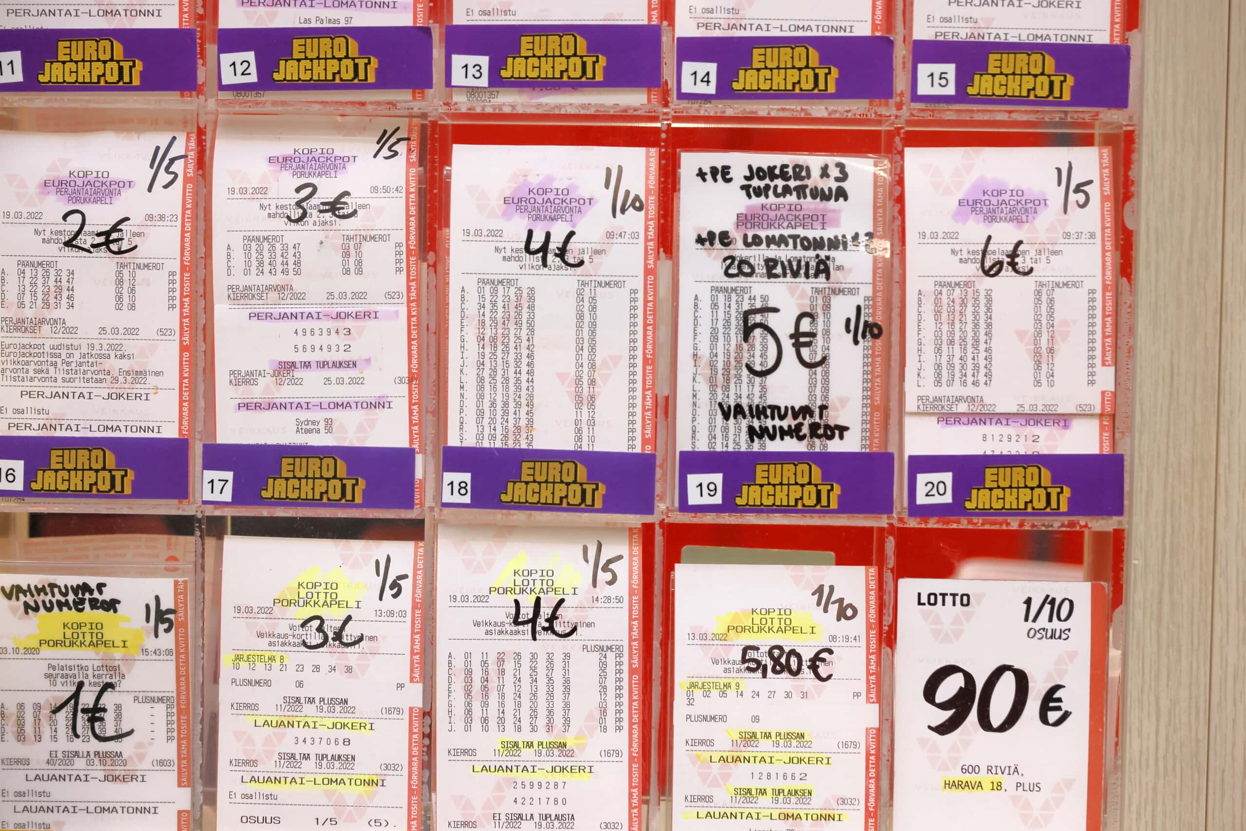 Jättipotti Kasvaa: Eurojackpot Tarjoaa 54 Miljoonaa Euroa Jättipotti Kasvaa: Eurojackpot Tarjoaa 54 Miljoonaa Euroa